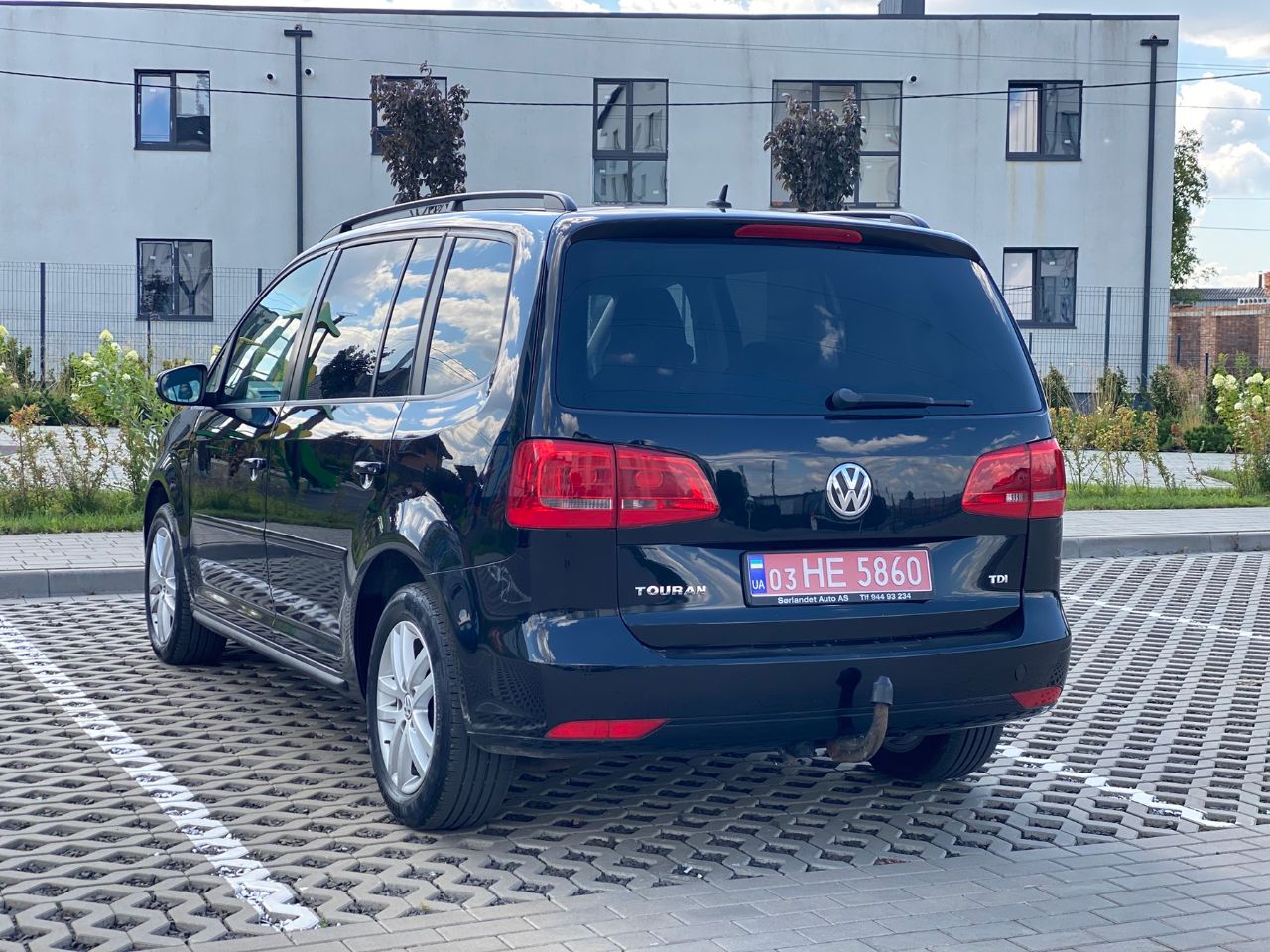 Volkswagen Touran - фото 6