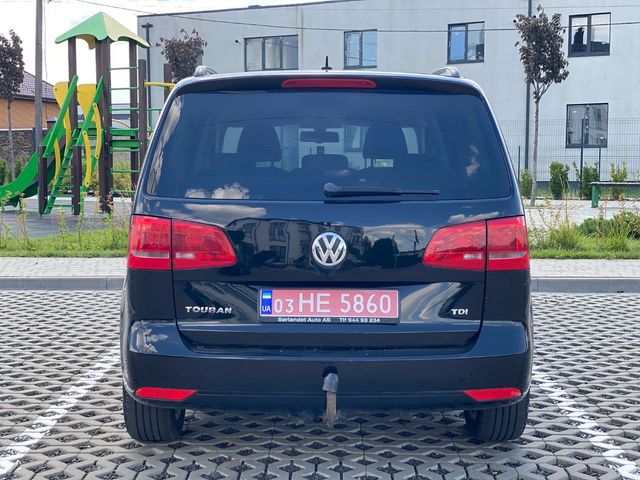 Volkswagen Touran - фото 4