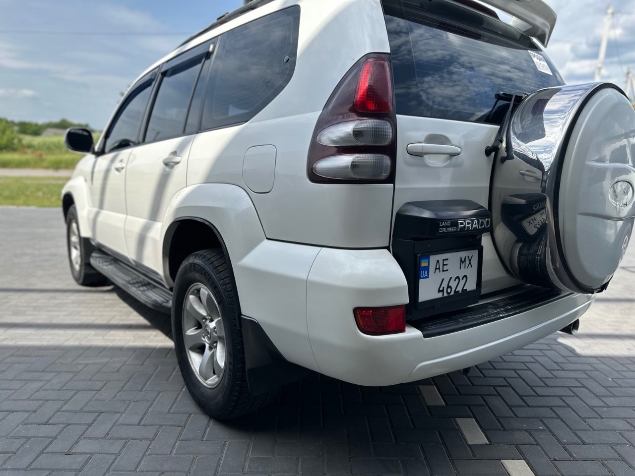 Toyota Land Cruiser Prado - фото 2
