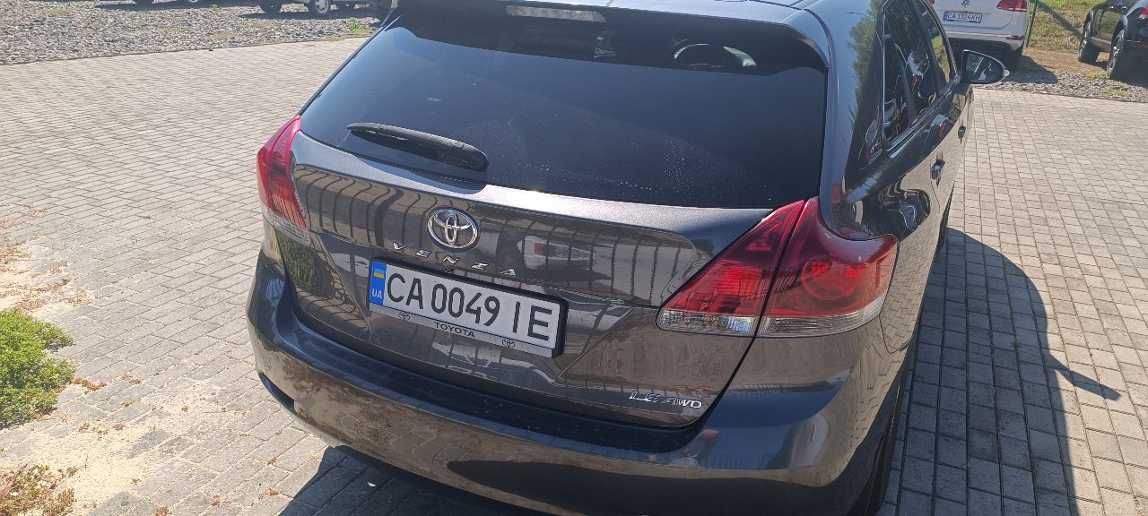 Toyota Venza - фото 4