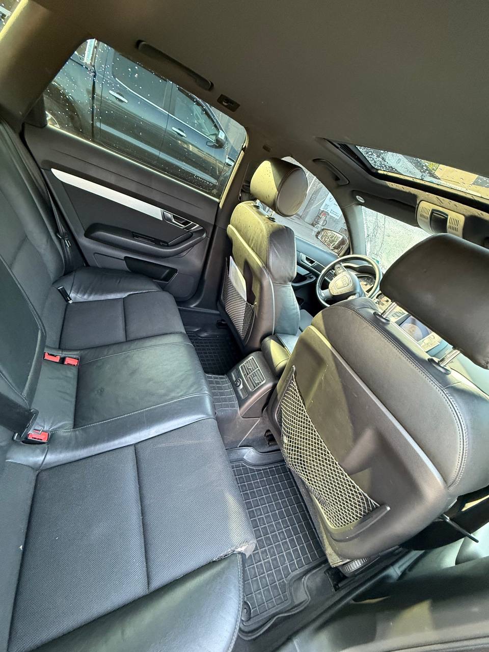 Audi A6 - фото 8