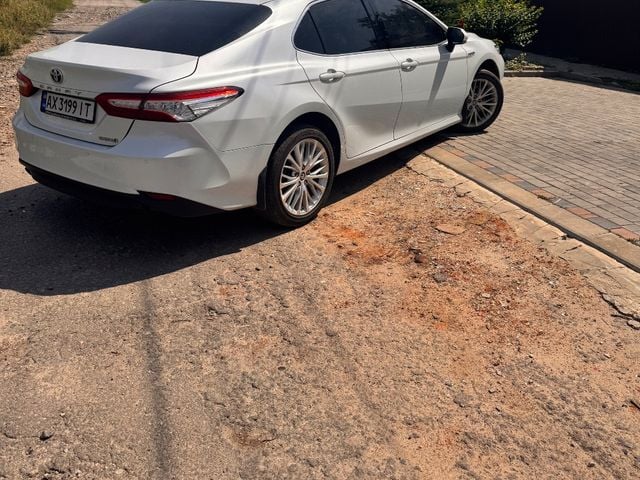 Toyota Camry 2020, Амбарне, $27 000 - зображення 2