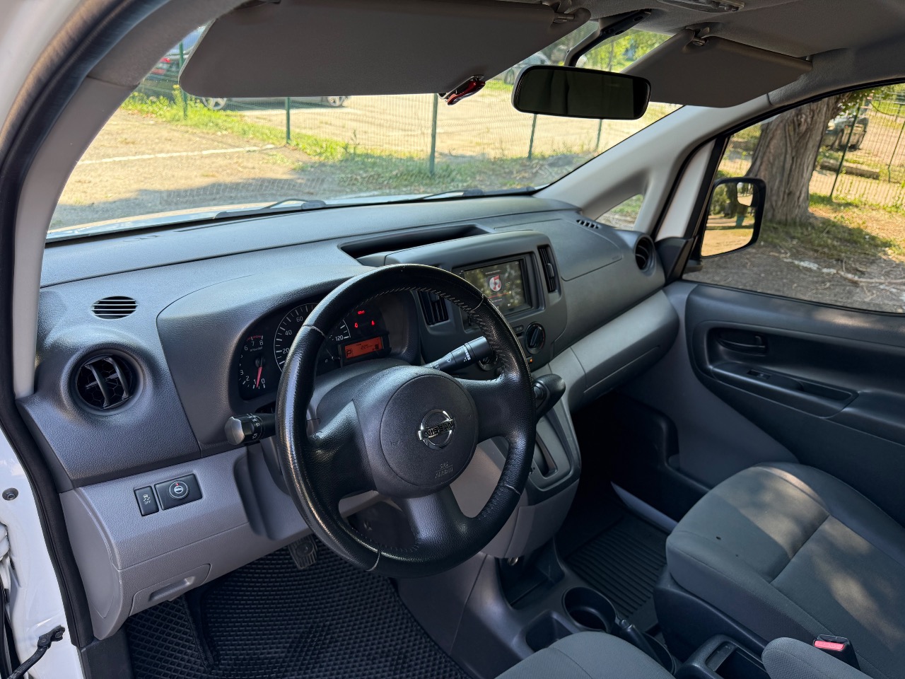 Nissan NV200 - фото 3