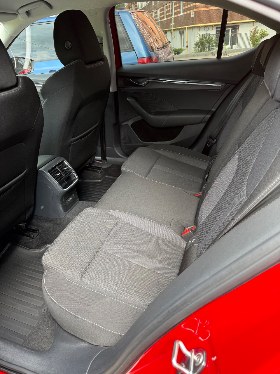 Skoda Octavia - фото 32