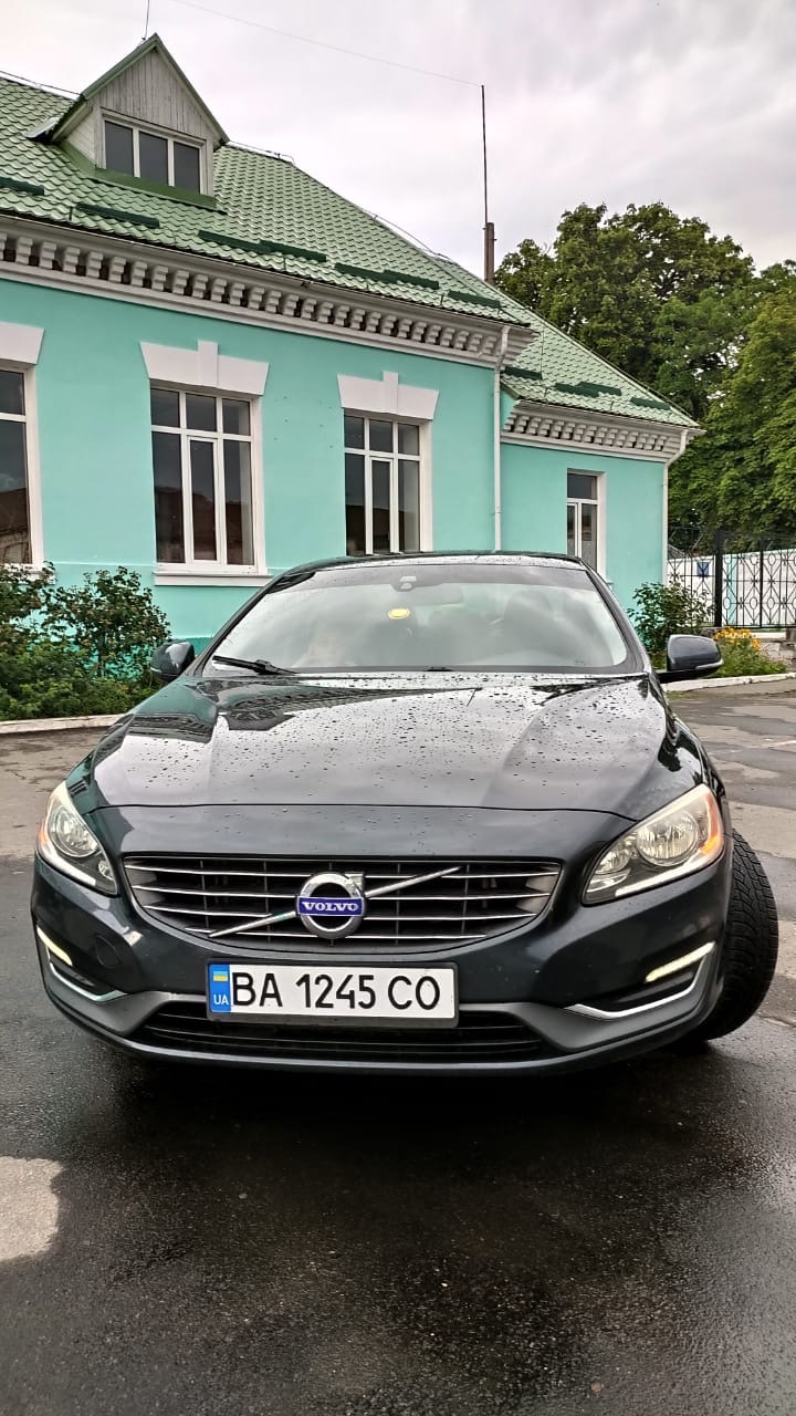Volvo S60 - фото 13