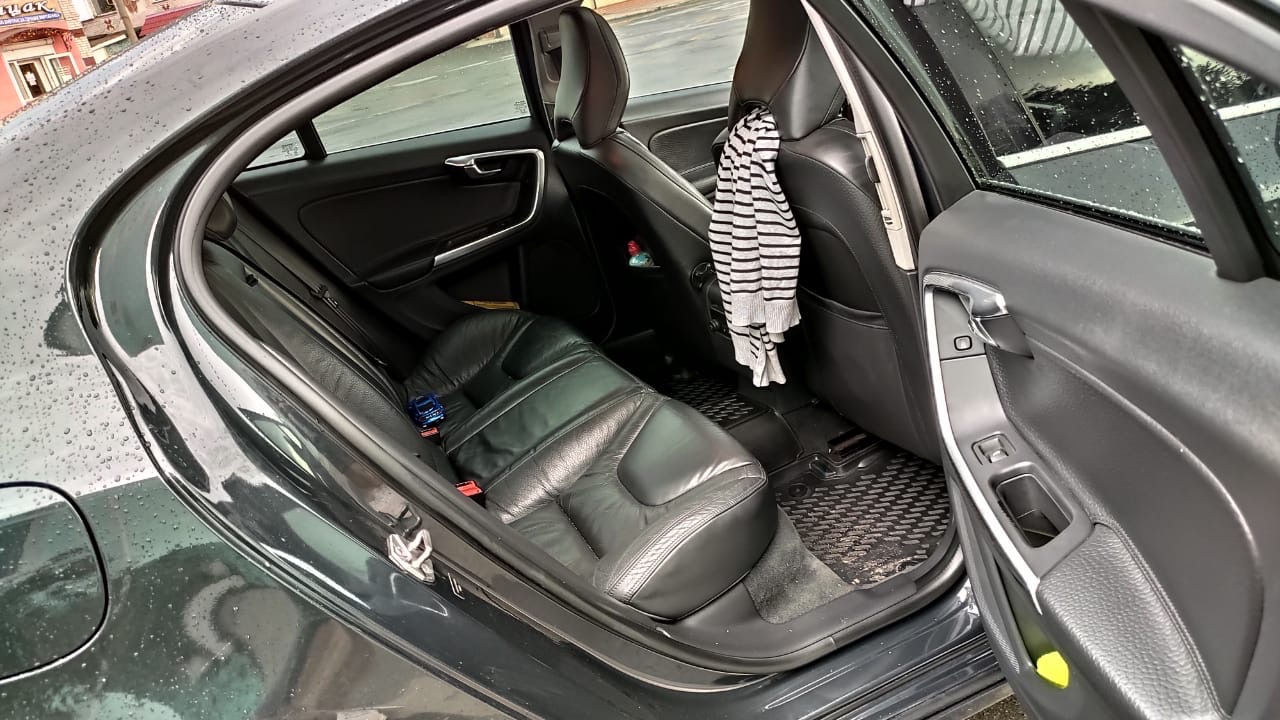 Volvo S60 - фото 16