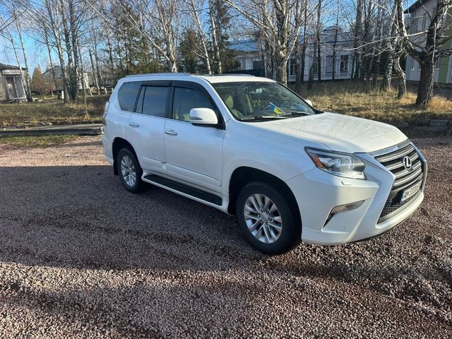 Lexus GX - фото 4