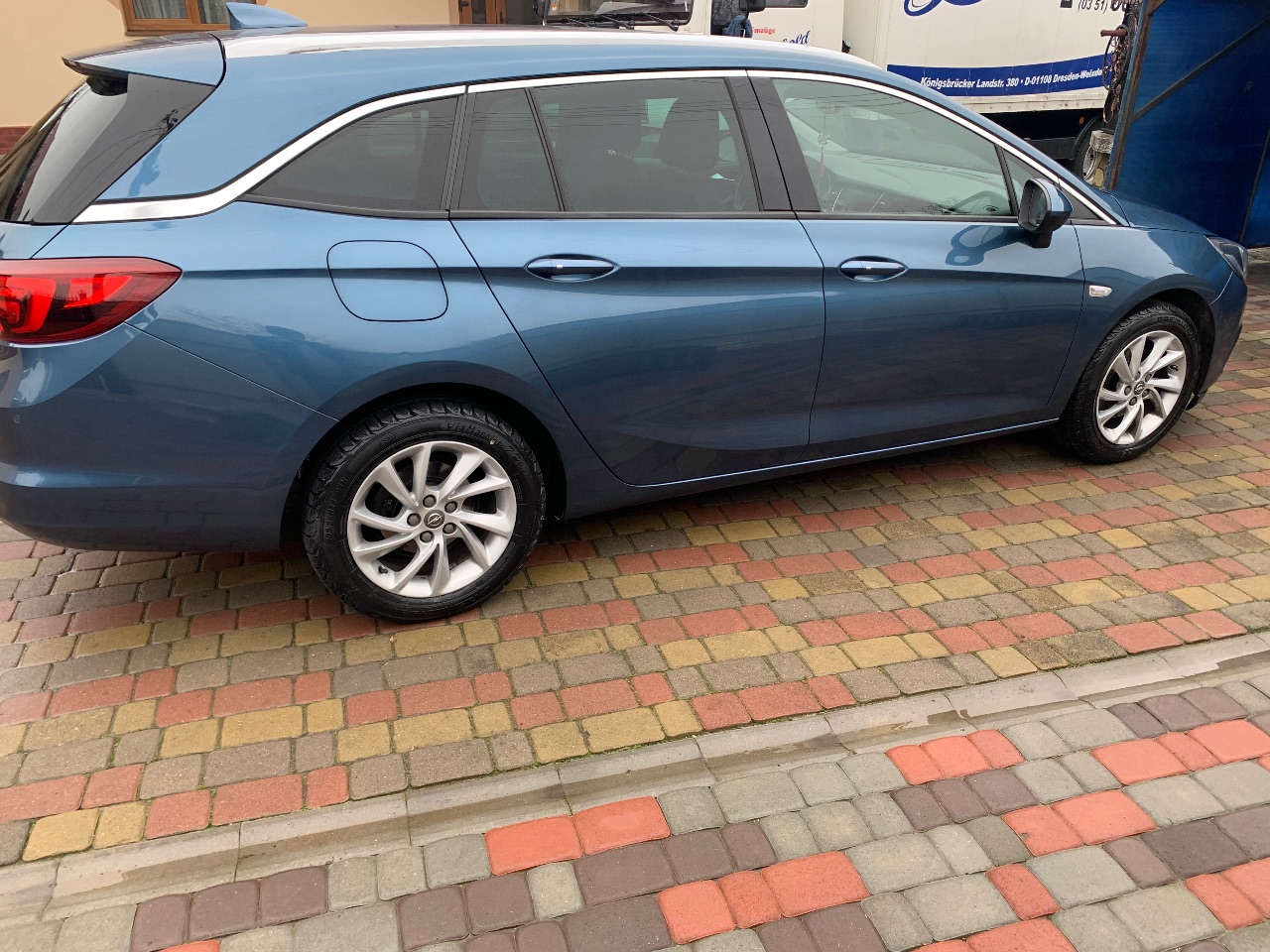 Opel Astra - фото 7