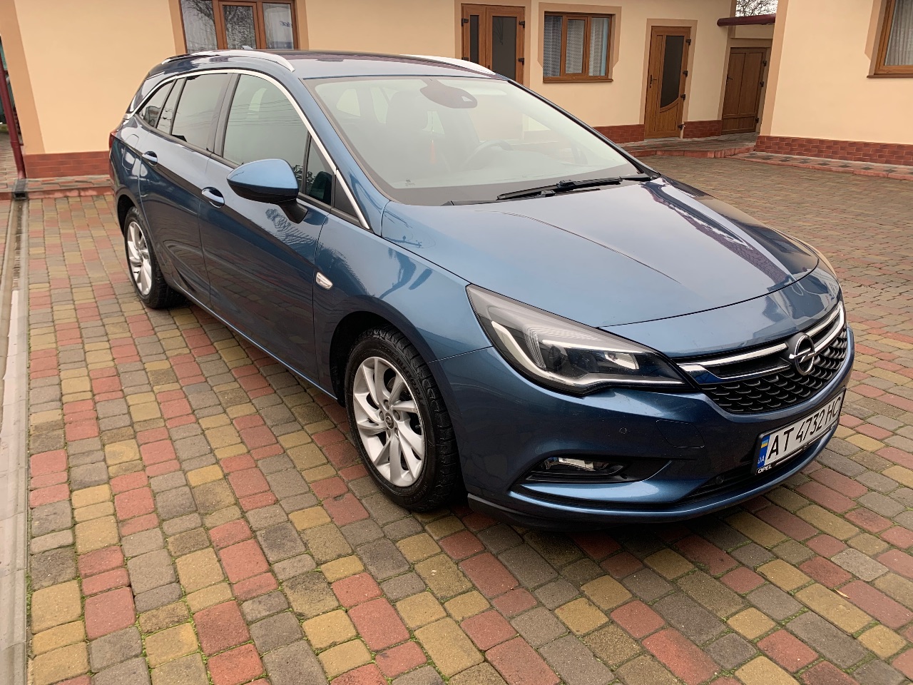 Opel Astra - фото 6
