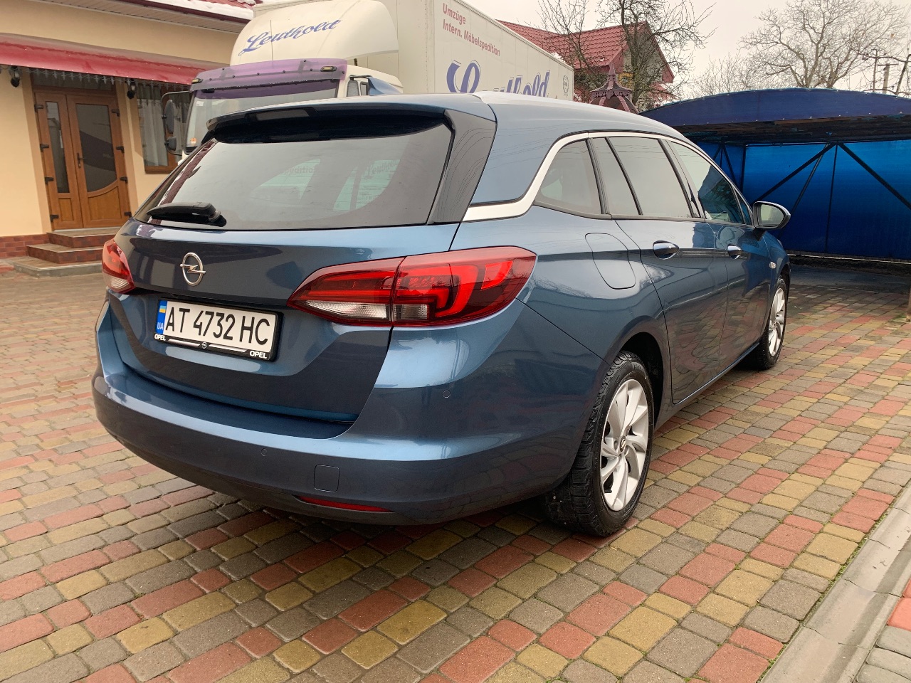 Opel Astra - фото 8