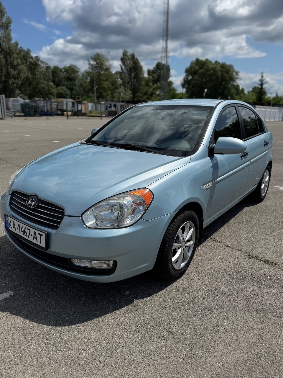 Hyundai Accent - фото 1