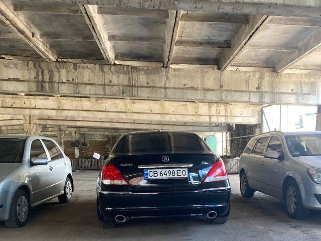 Acura RL - фото 2