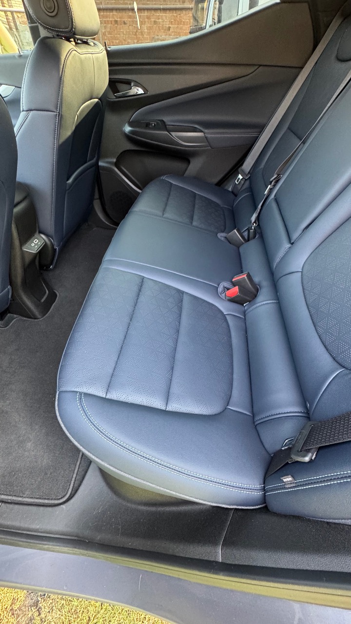 Chevrolet Bolt EUV - фото 18