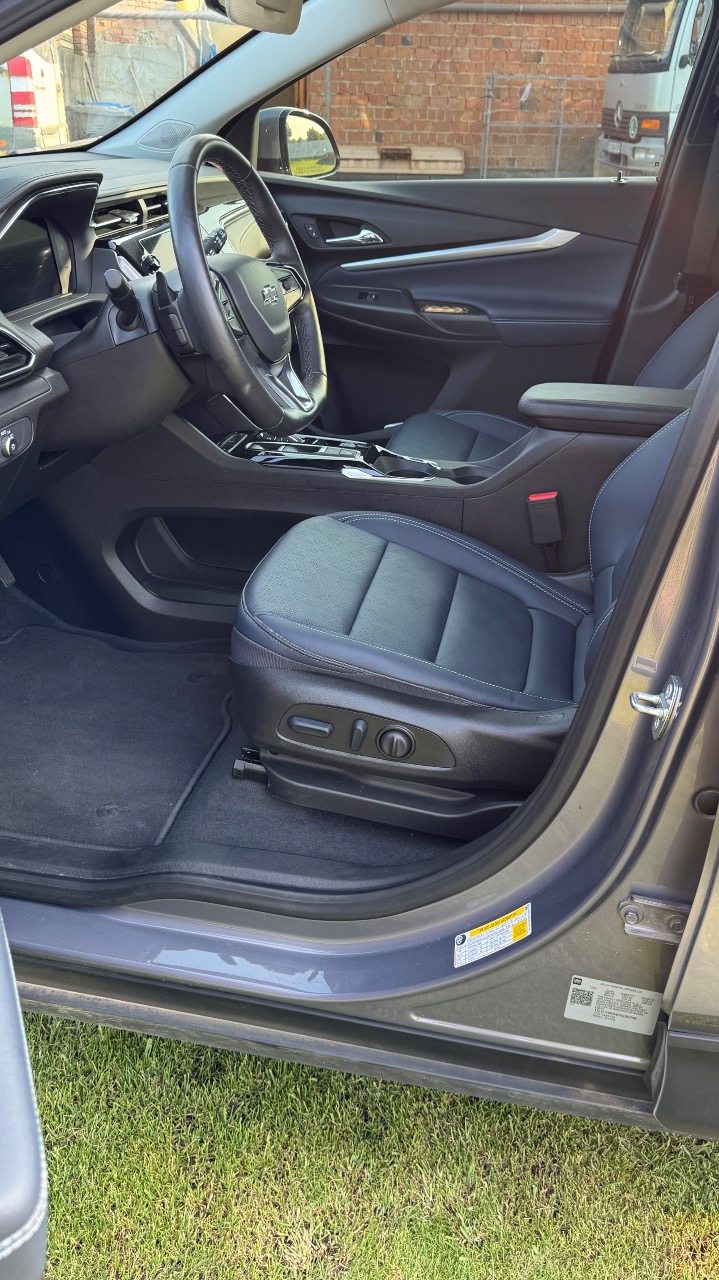 Chevrolet Bolt EUV - фото 9