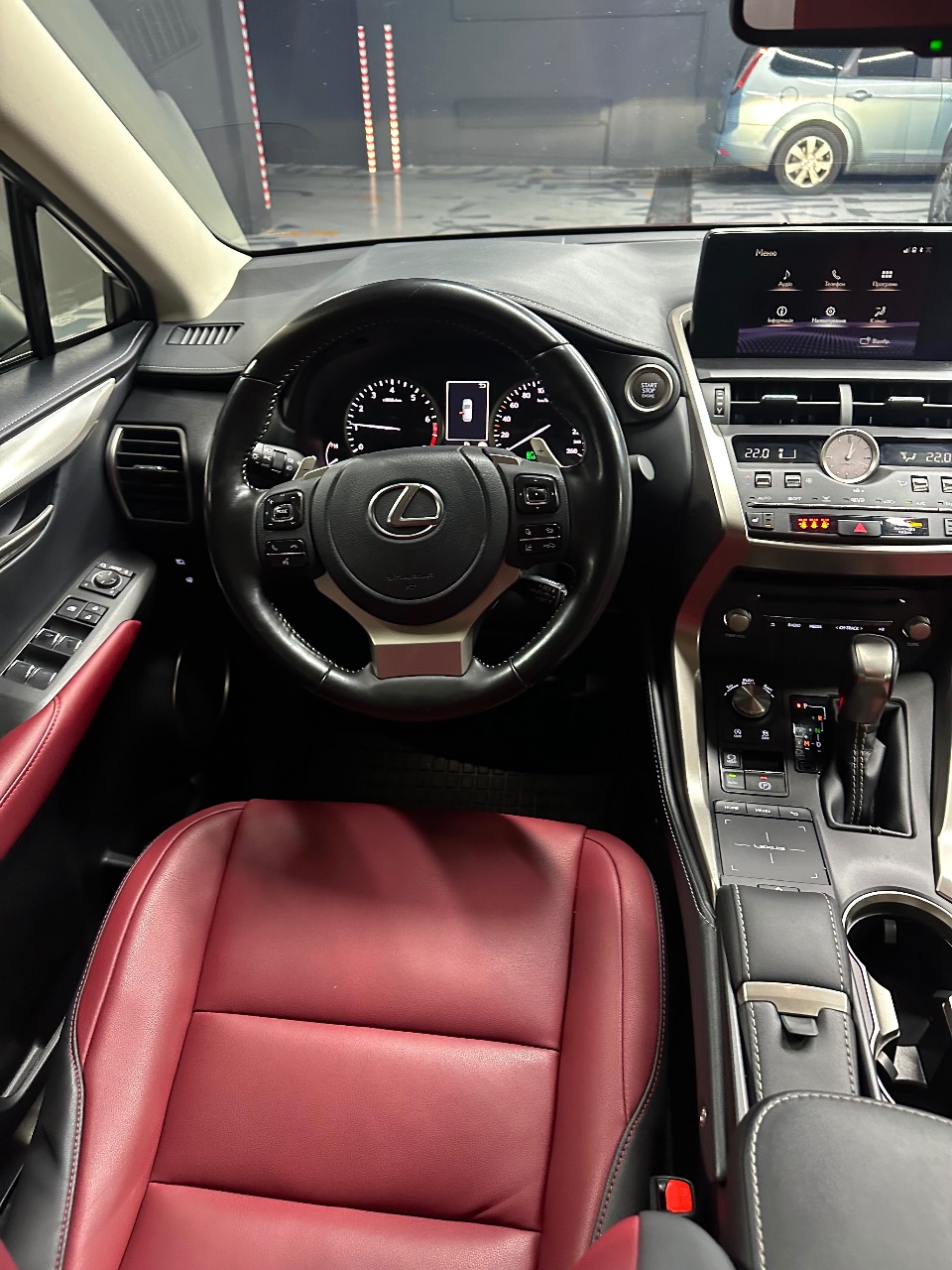 Lexus NX - фото 24