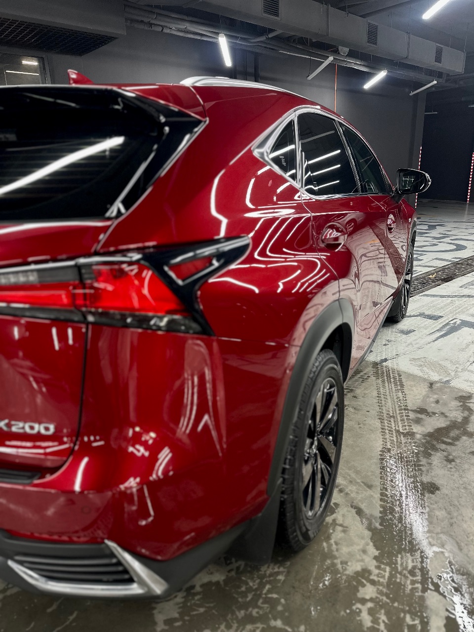 Lexus NX - фото 9