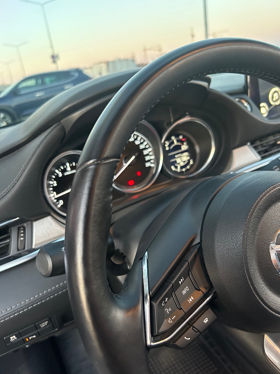 Mazda 6 - фото 10