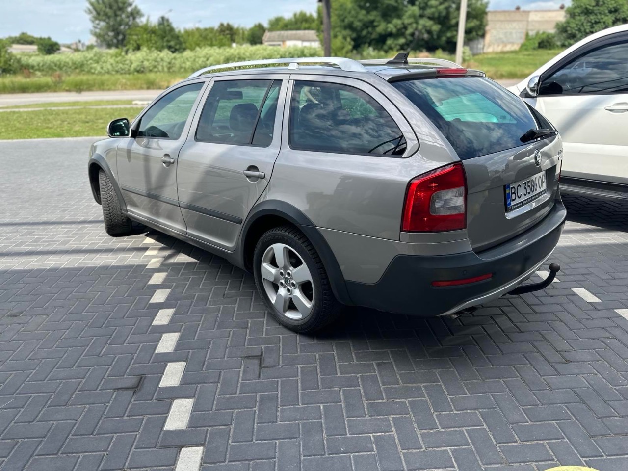 Skoda Octavia - фото 5