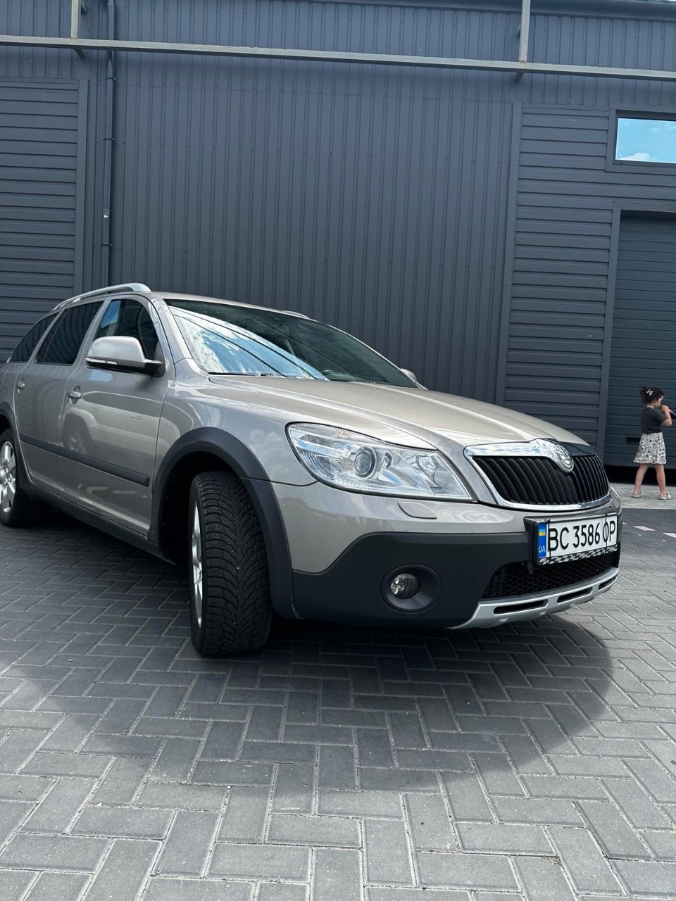 Skoda Octavia - фото 4