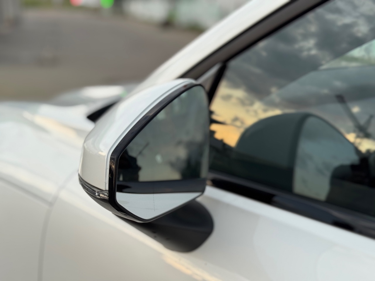 Volvo EX30 - фото 18