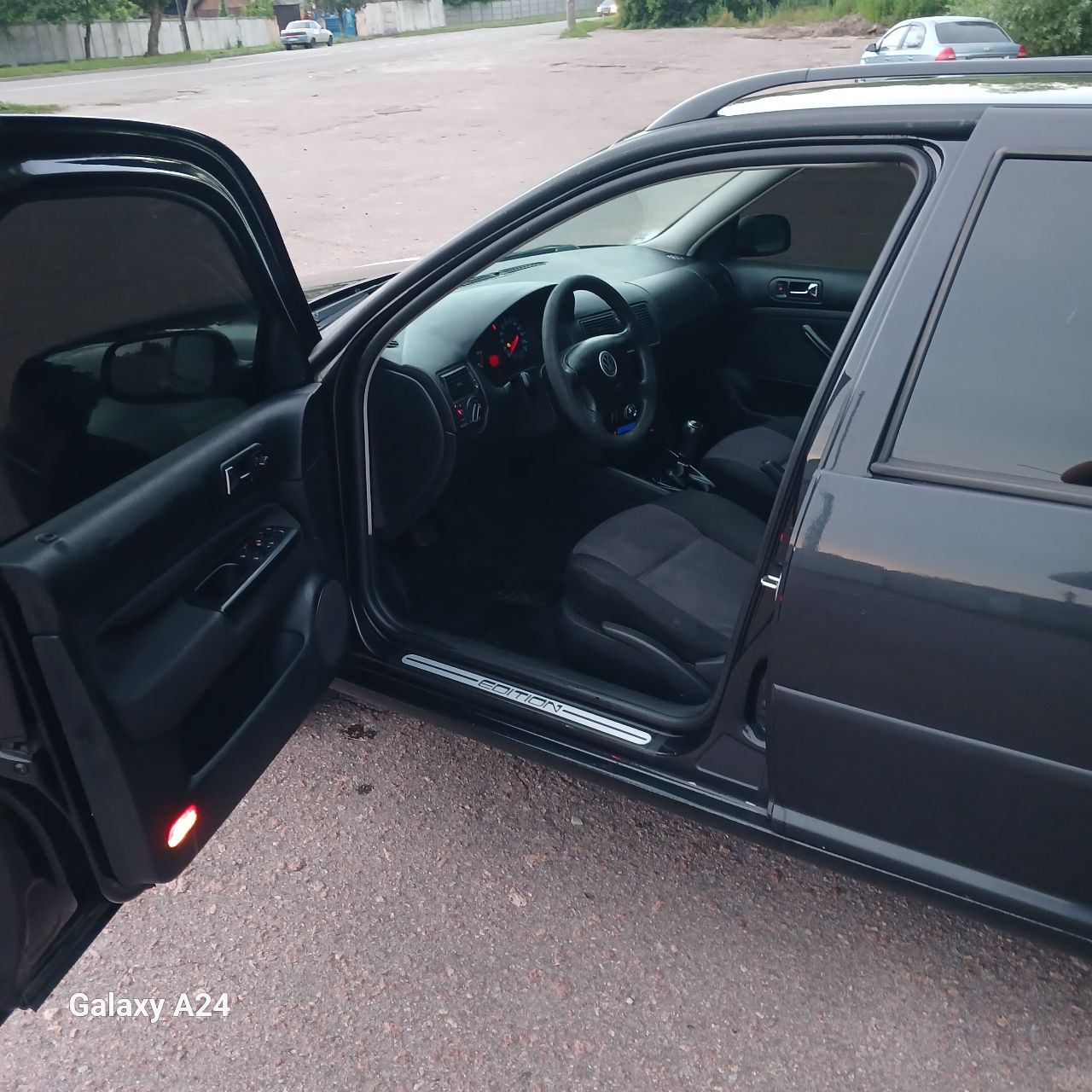 Volkswagen Golf - фото 6