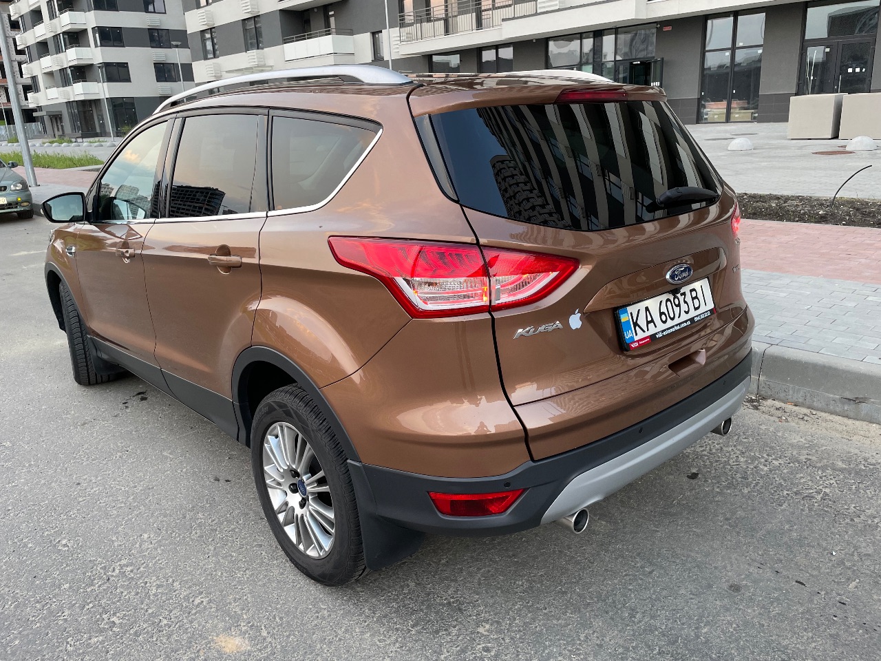 Ford Kuga - фото 2