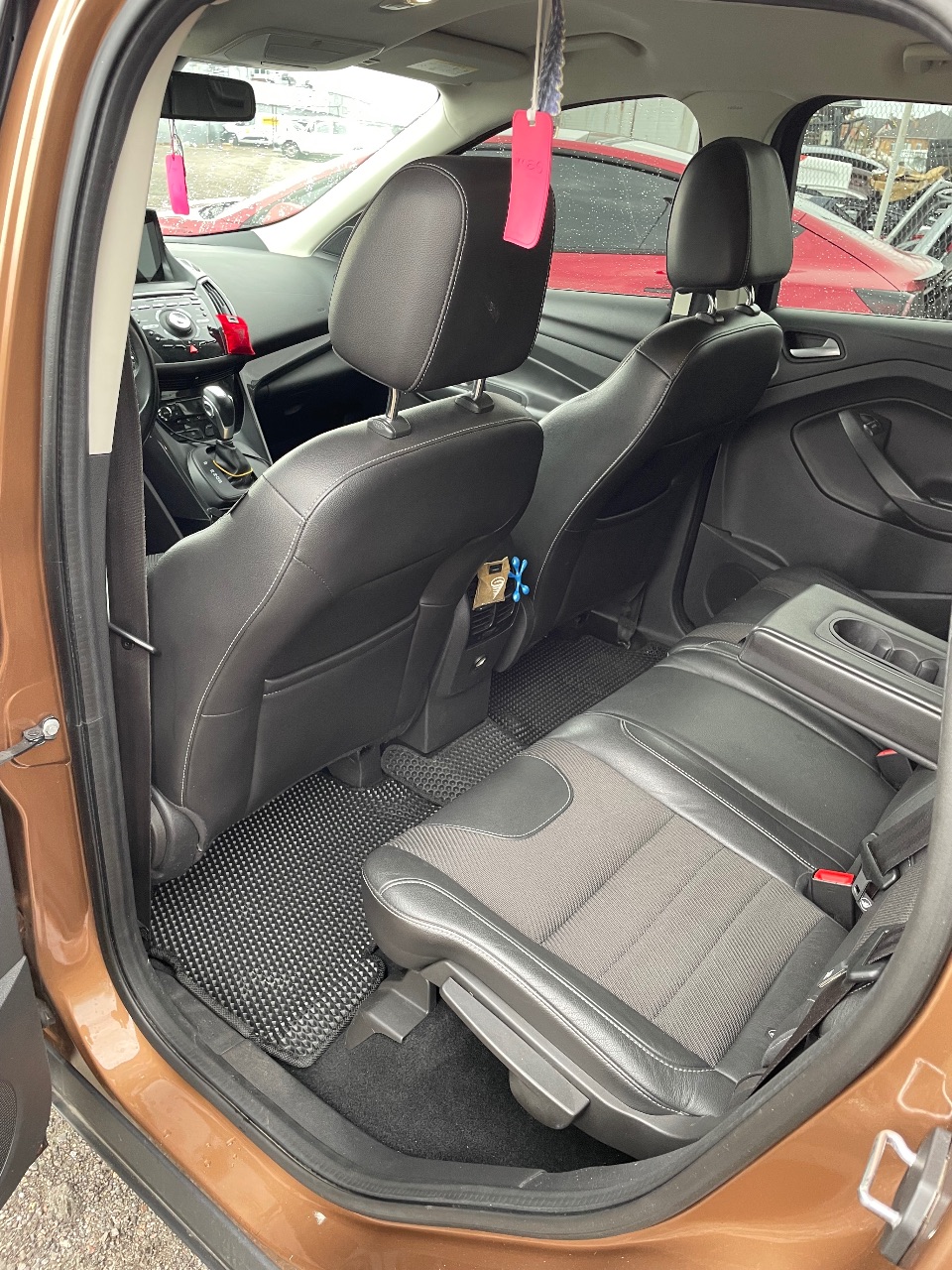 Ford Kuga - фото 14