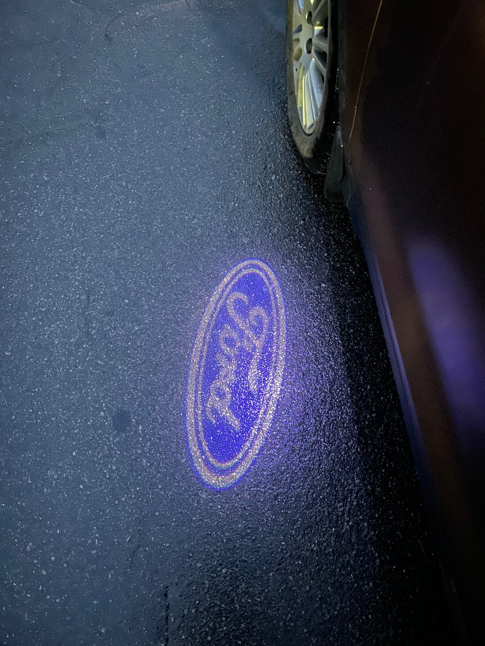 Ford Kuga - фото 15