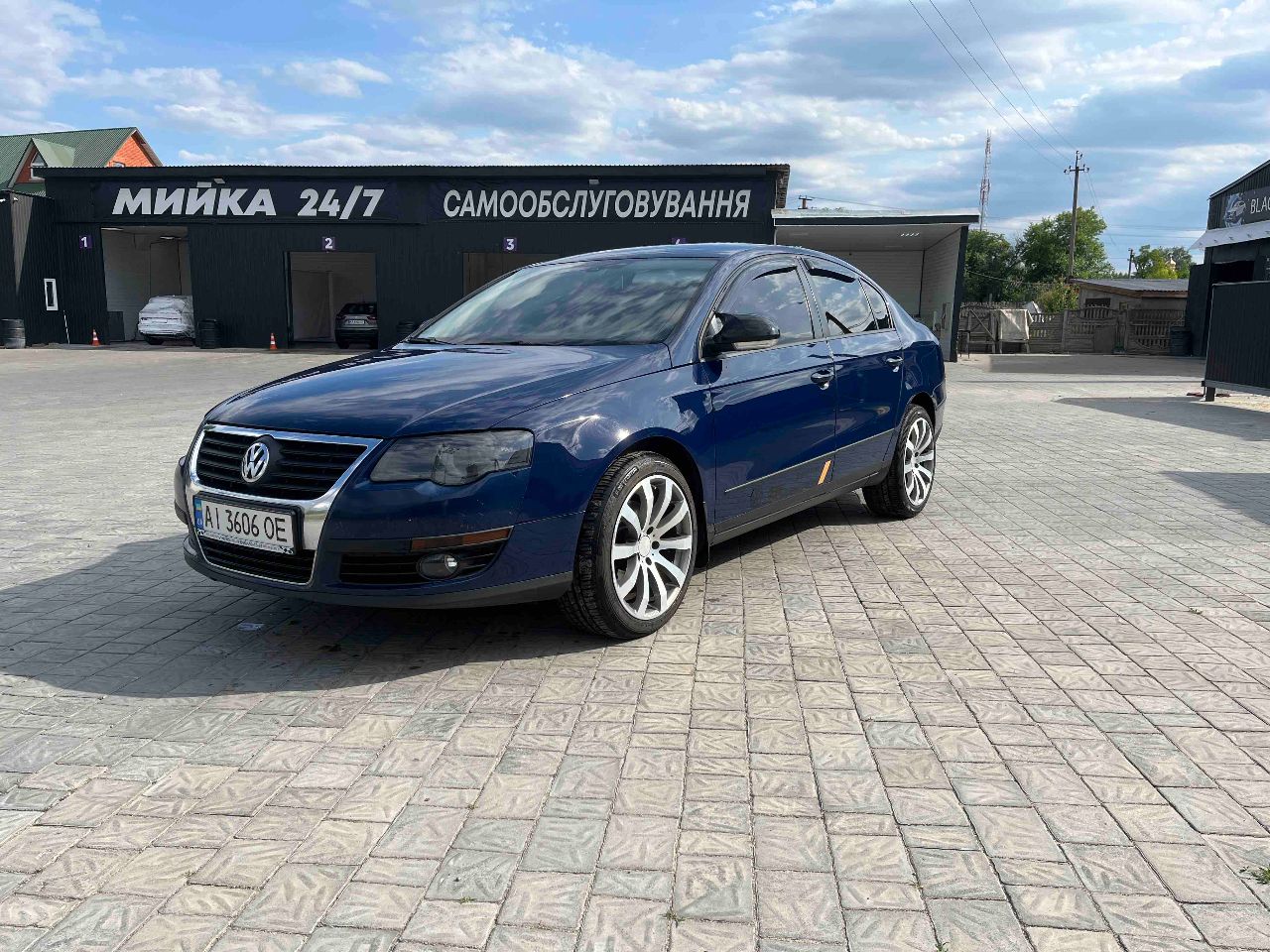 Volkswagen Passat - фото 2