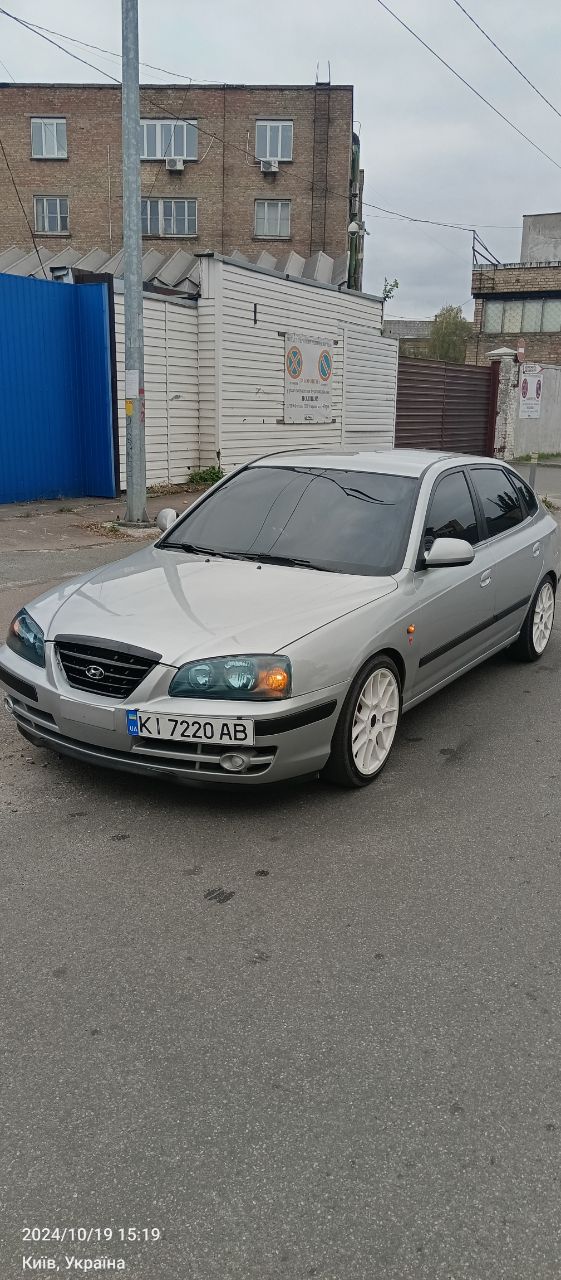 Hyundai Elantra - фото 10