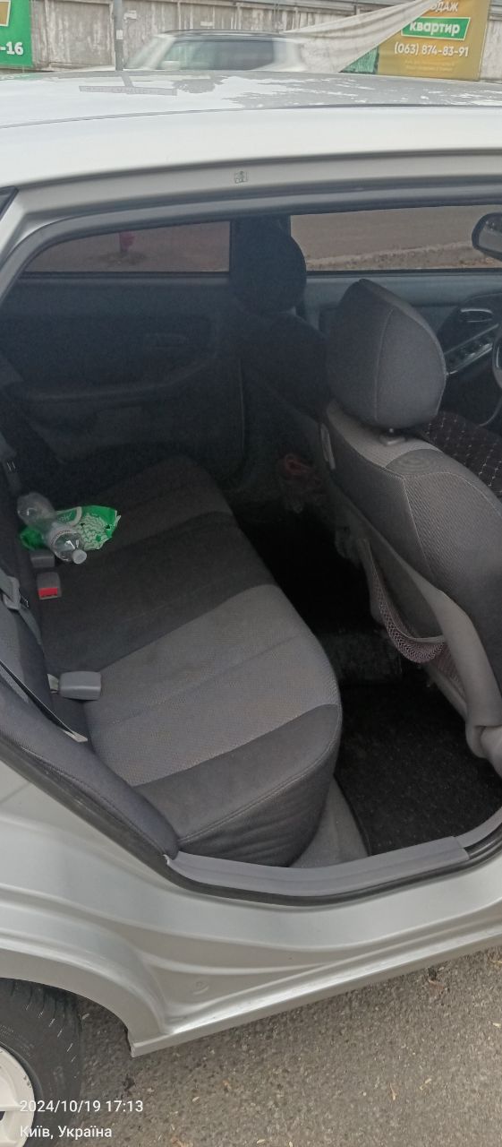 Hyundai Elantra - фото 7