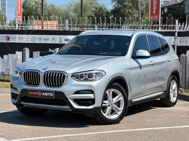 BMW X3 - фото 1