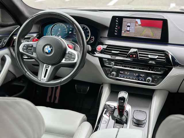 BMW M5 - фото 5