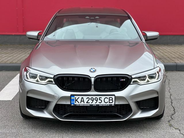 BMW M5 - фото 2