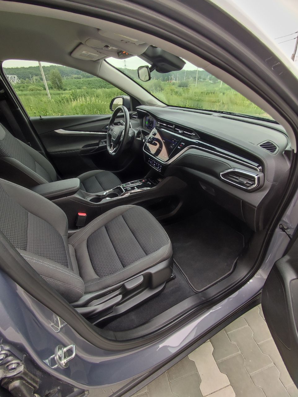 Chevrolet Bolt EUV - фото 8