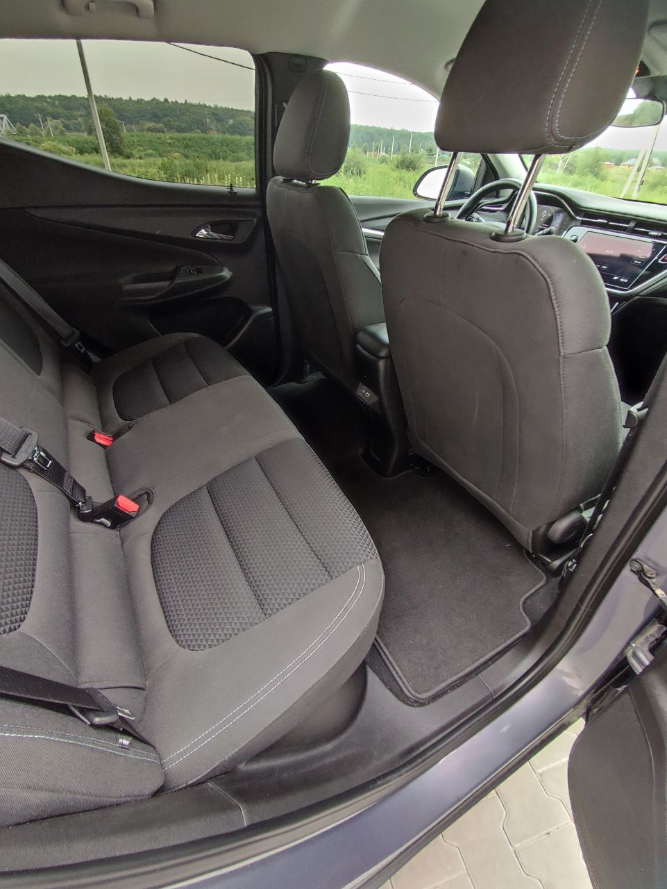 Chevrolet Bolt EUV - фото 10