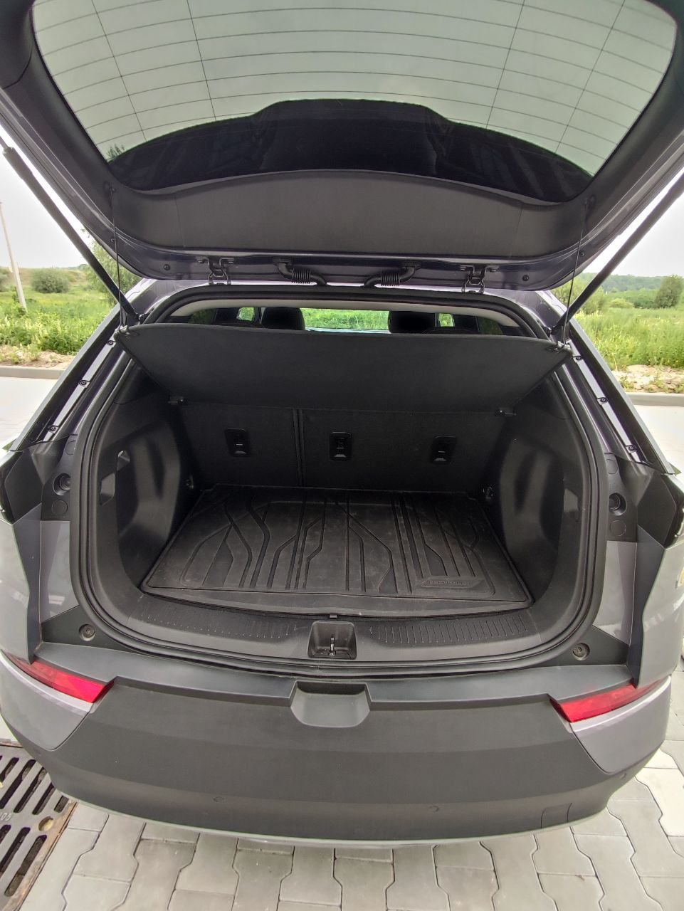 Chevrolet Bolt EUV - фото 14