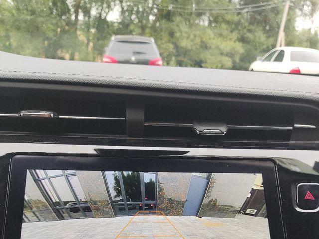 Chevrolet Bolt EUV - фото 3