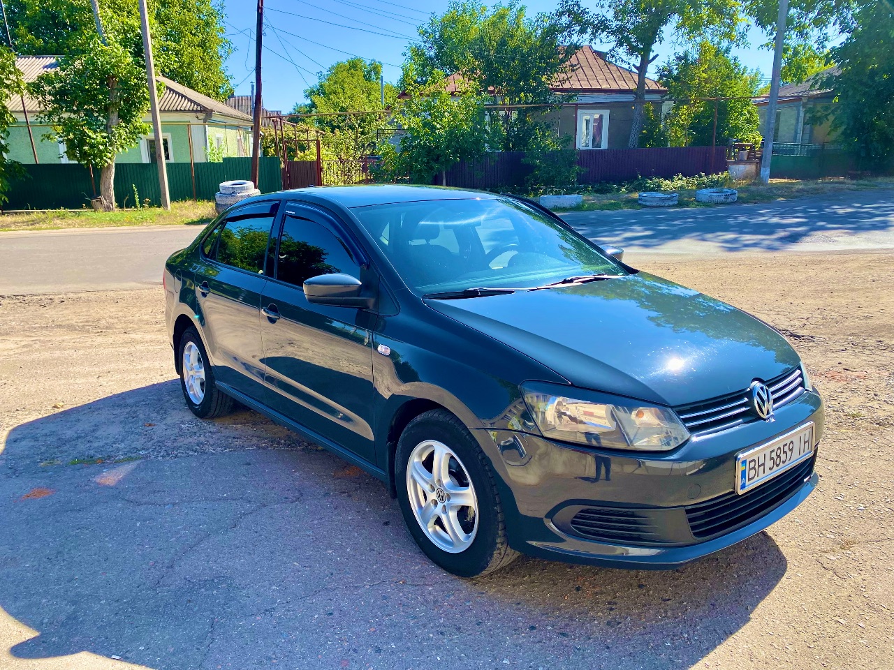 Volkswagen Polo - фото 1