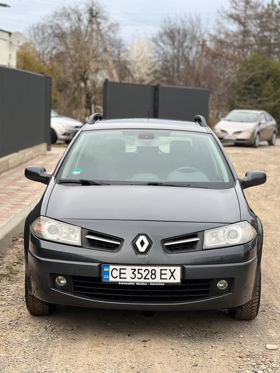 Renault Megane - фото 2