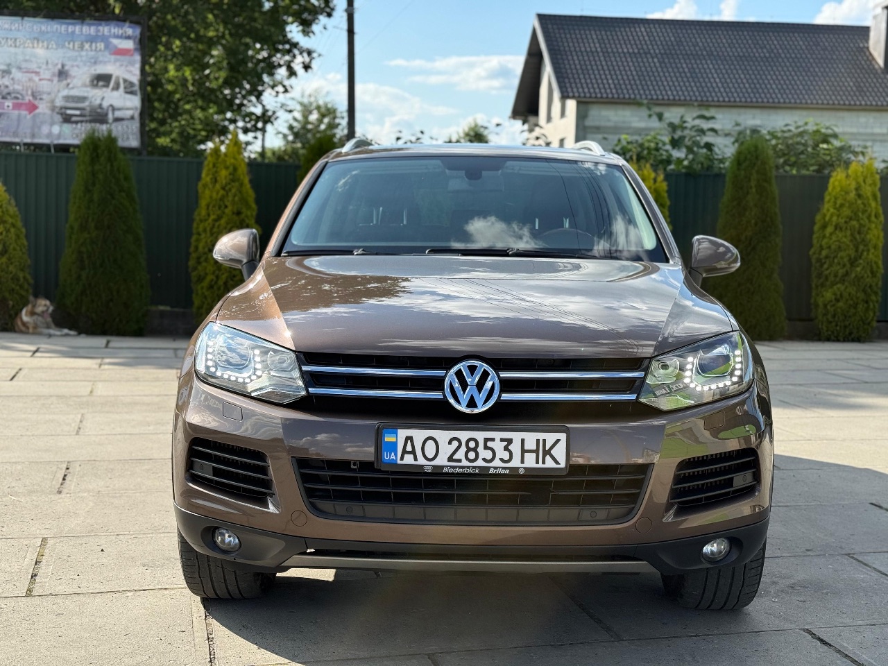 Volkswagen Touareg - фото 2
