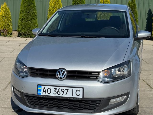 Volkswagen Polo - фото 1