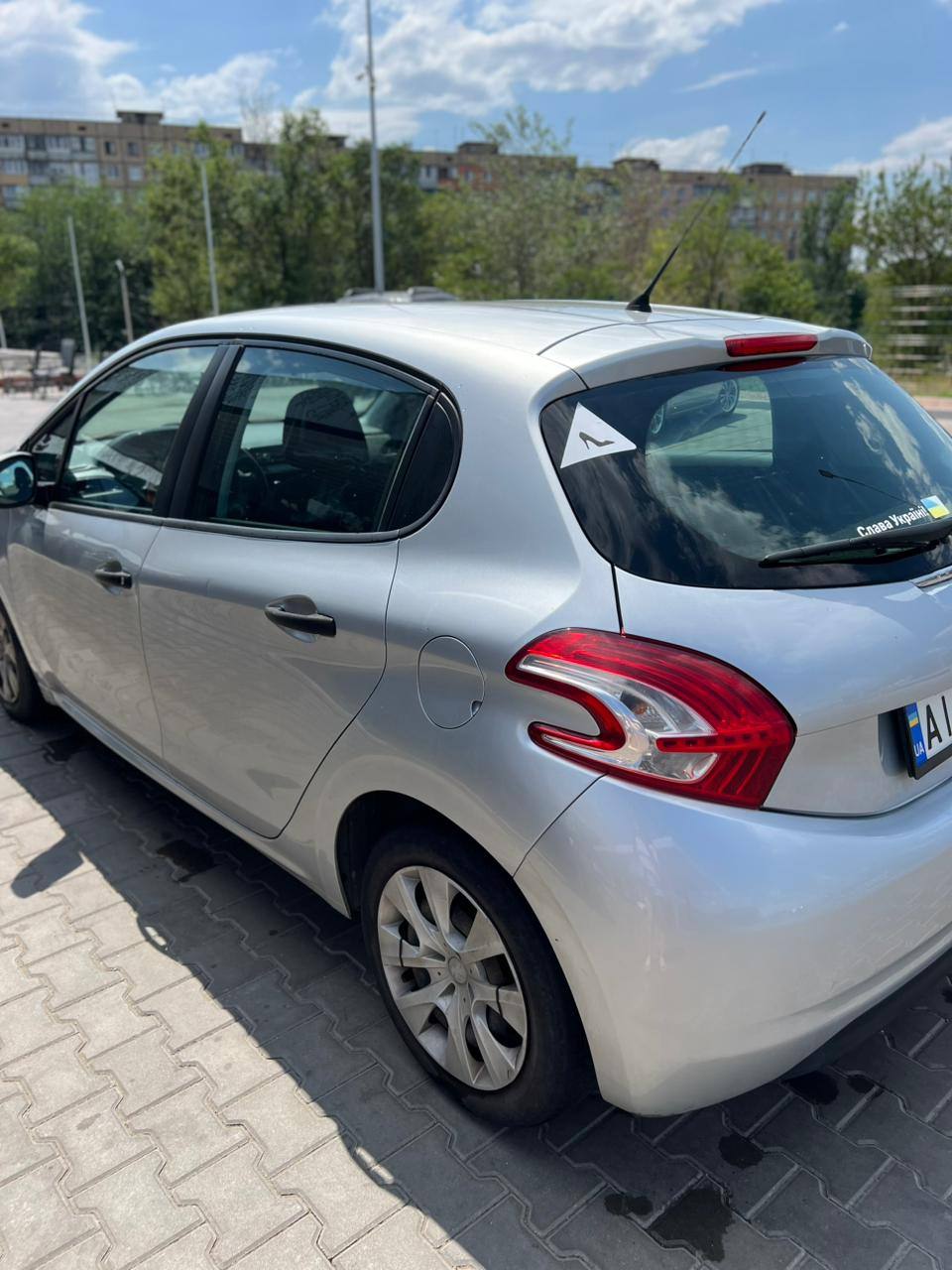 Peugeot 208 - фото 5