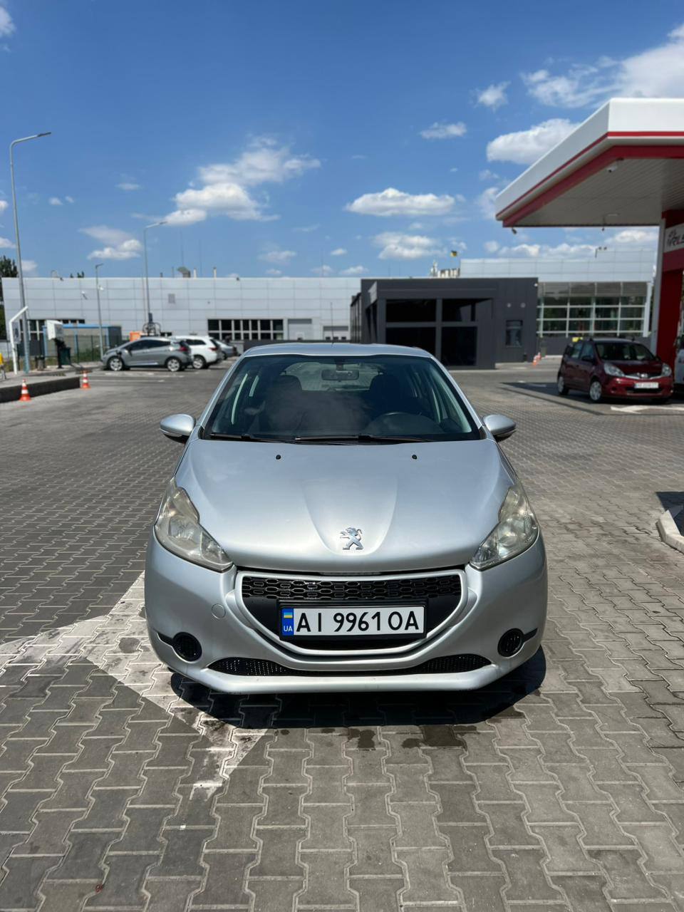 Peugeot 208 - фото 12