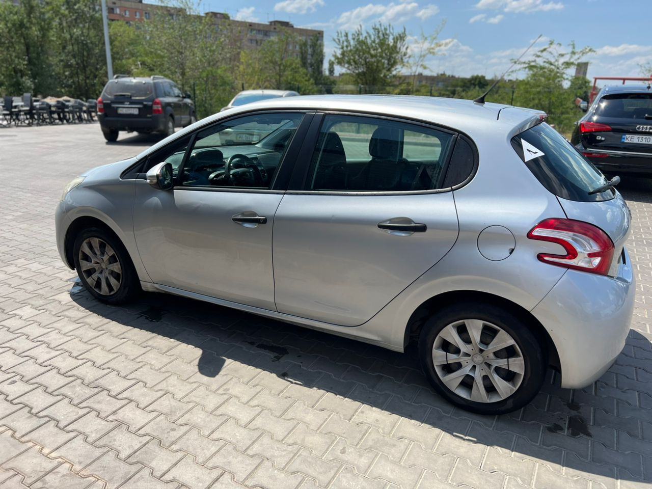Peugeot 208 - фото 19