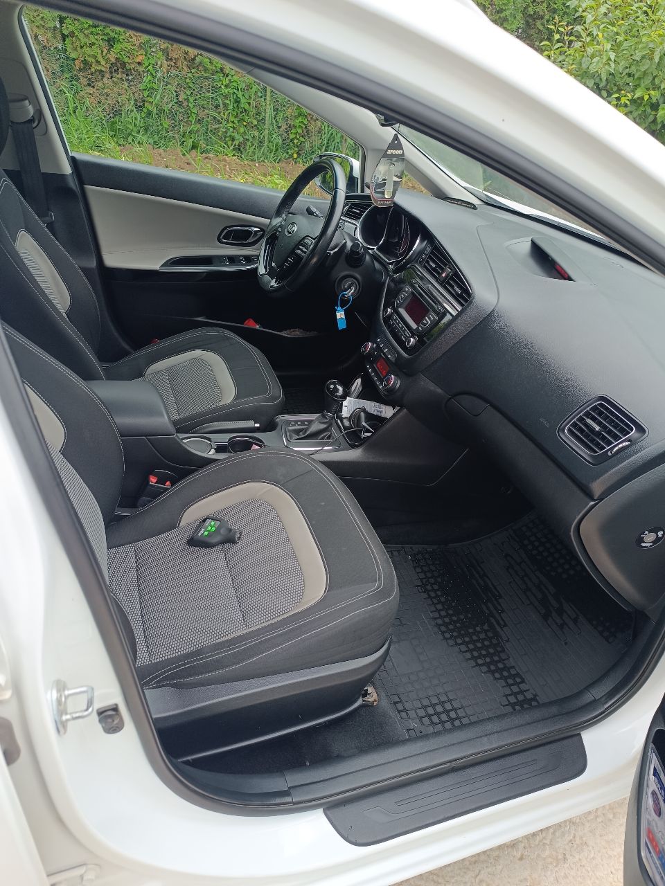 Kia Ceed - фото 38