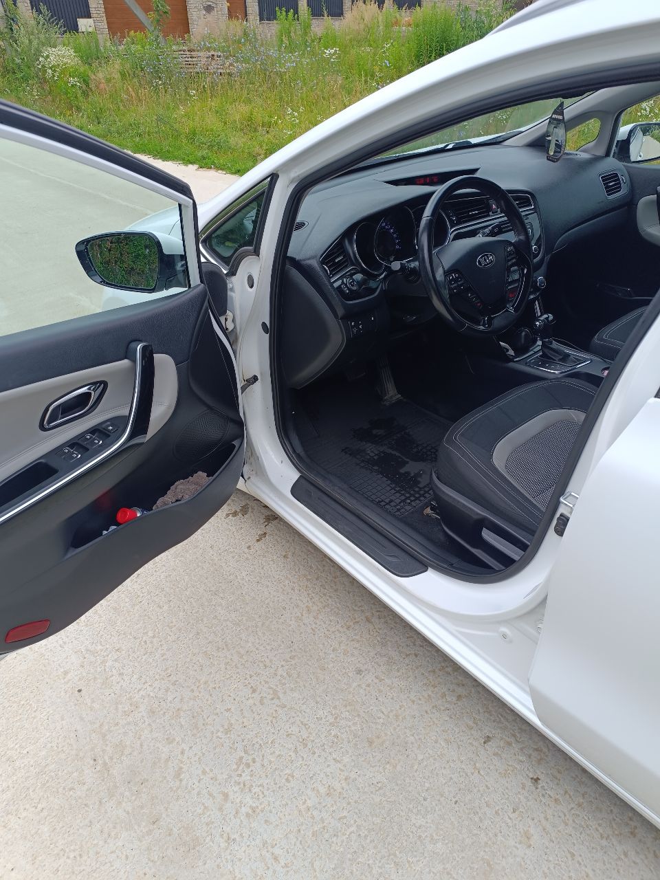 Kia Ceed - фото 22