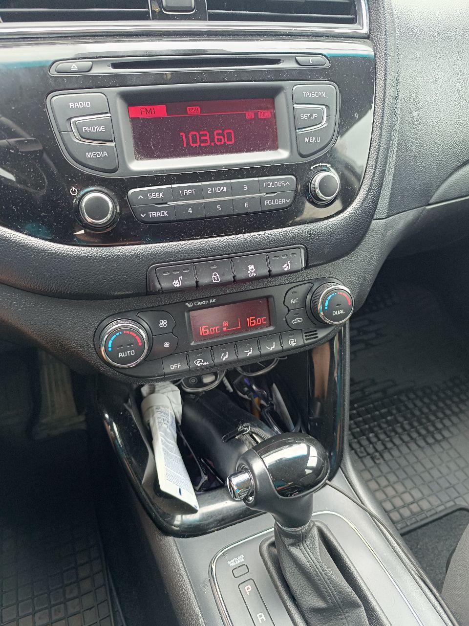 Kia Ceed - фото 45