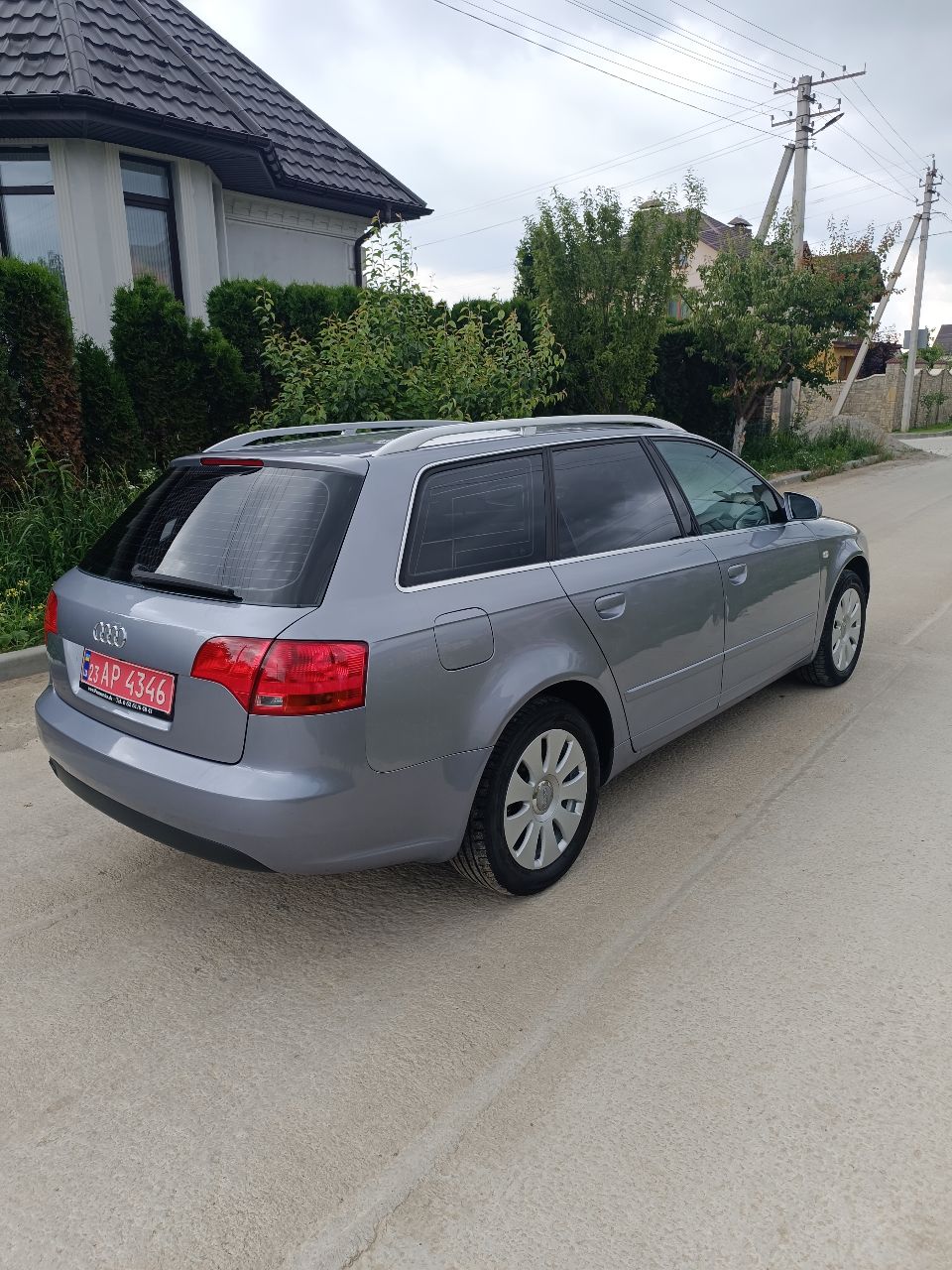 Audi A4 - фото 16