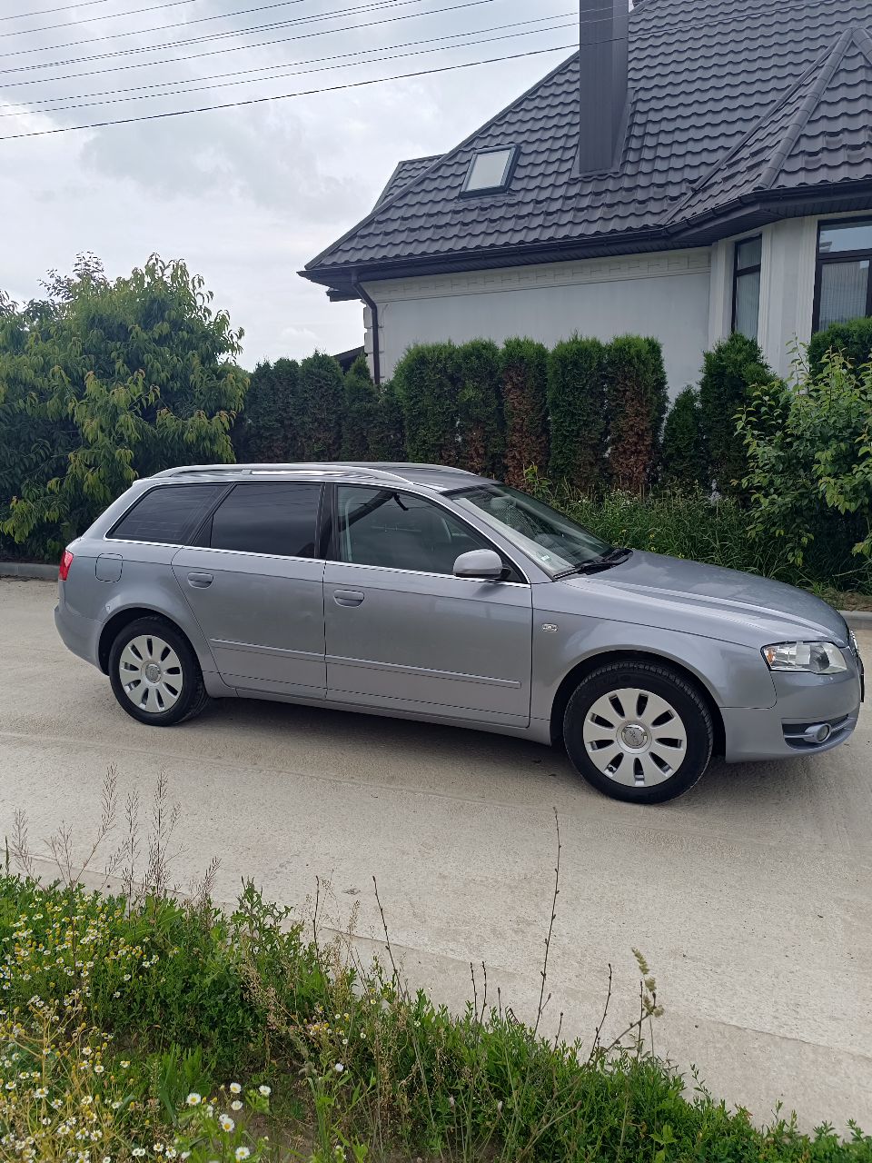 Audi A4 - фото 13